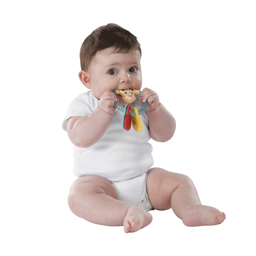 Sophiesticated Sophie and Heart Rattle set