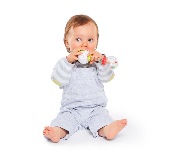 Sophiesticated Sophie and Maracas rattle set