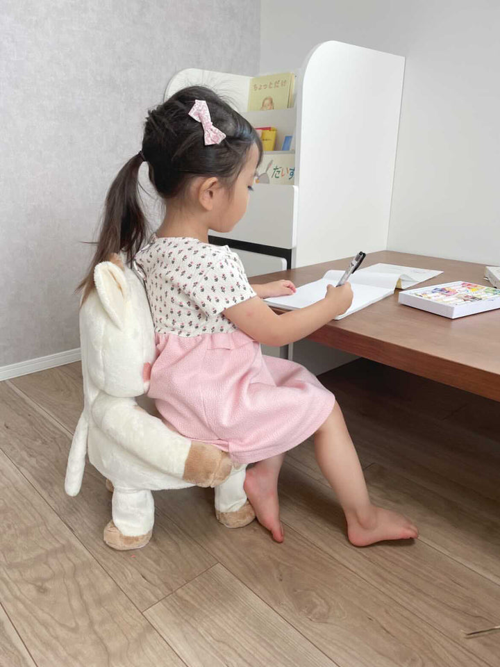 Sophie la girafe x Ribbon Hakka Kids Chair