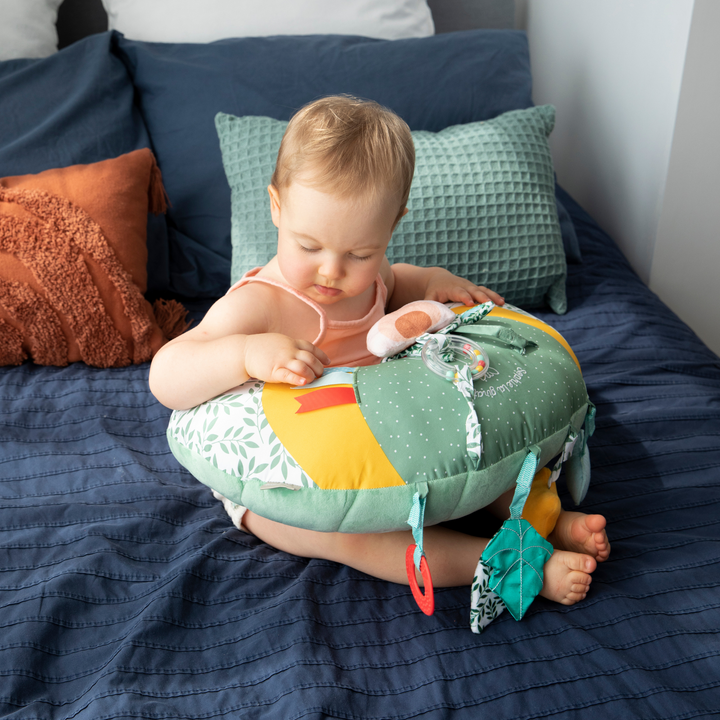 2 IN 1 Activity Cushion Cosy Play