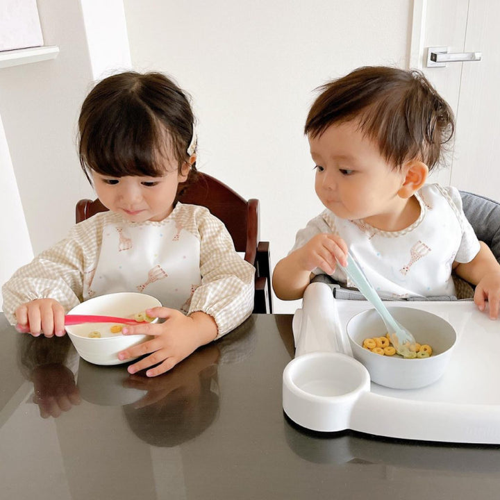 2 soft silicone spoons