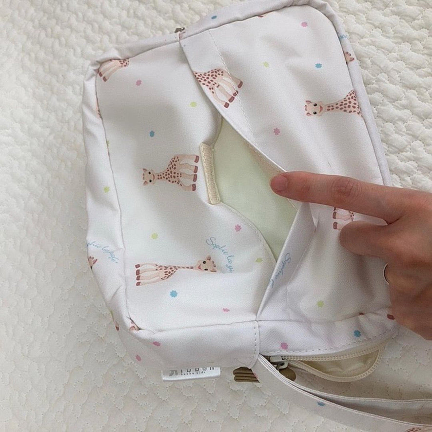 キリンのソフィー×Ribbon hakka kidsコラボ プリントおむつポーチ